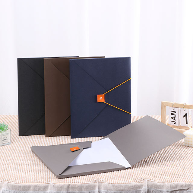 Carpeta dúplex A4 Tamaño elegante carpetas de archivo hechas de cartón y cerradas con elástico en un archivo de expansión de color contrastante