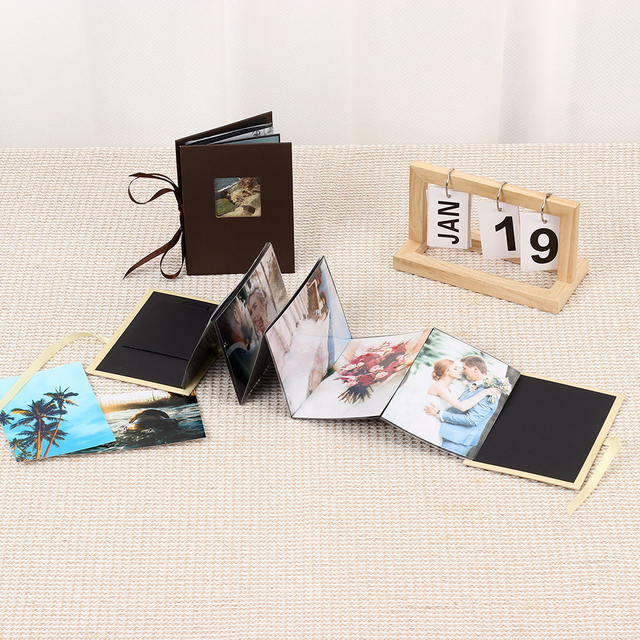 Wholesales Personalizar logotipo 4x6 álbum de fotos plegable de papel settring con ventana graduación de cumpleaños de bodas